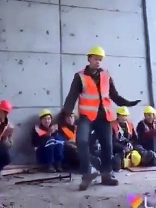 Un ouvrier passionné de street dance