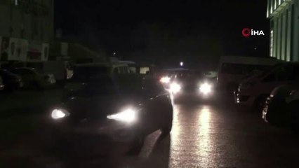 Başkent polisi resmi dairelerdeki işleri çözme vaadiyle vatandaşları dolandıran çeteyi çökertti