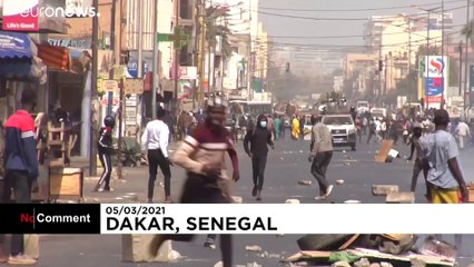 Scènes de guérilla urbaine à Dakar