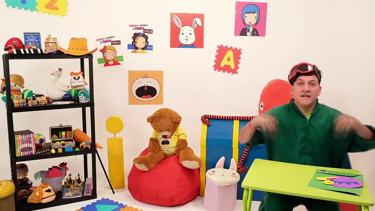 Aprende vocales, letras, figuras geométricas y más | Cantando Aprendo | Educación niños y niñas
