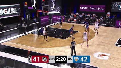 Justin Wright-Foreman hits the shot with time ticking down