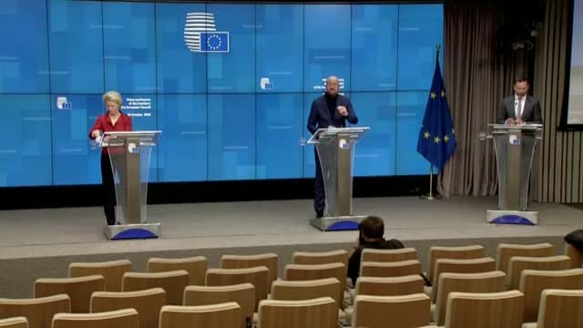 La Comisión Europea prohíbe a AstraZeneca exportar sus vacunas fuera de Europa