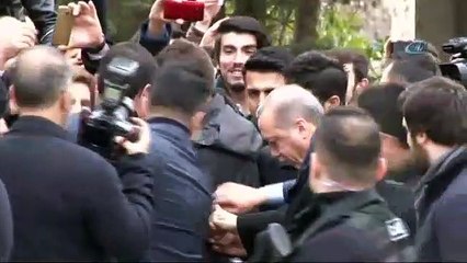 AK Partili gençlerden Cumhurbaşkanı Erdoğan'a sürpriz