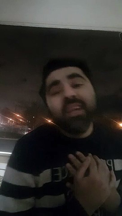 Mujhe mohabbat ka izhar karti