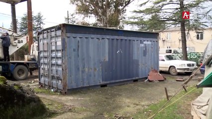 Во дворе Гальской больницы портится новый томограф компании Siemens