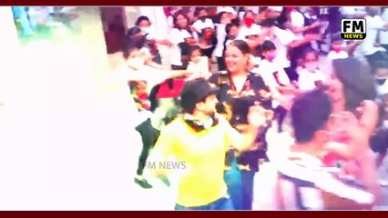 Nora Fatehi Celebrate Dilbar Song Hits 1 Billion on YouTube