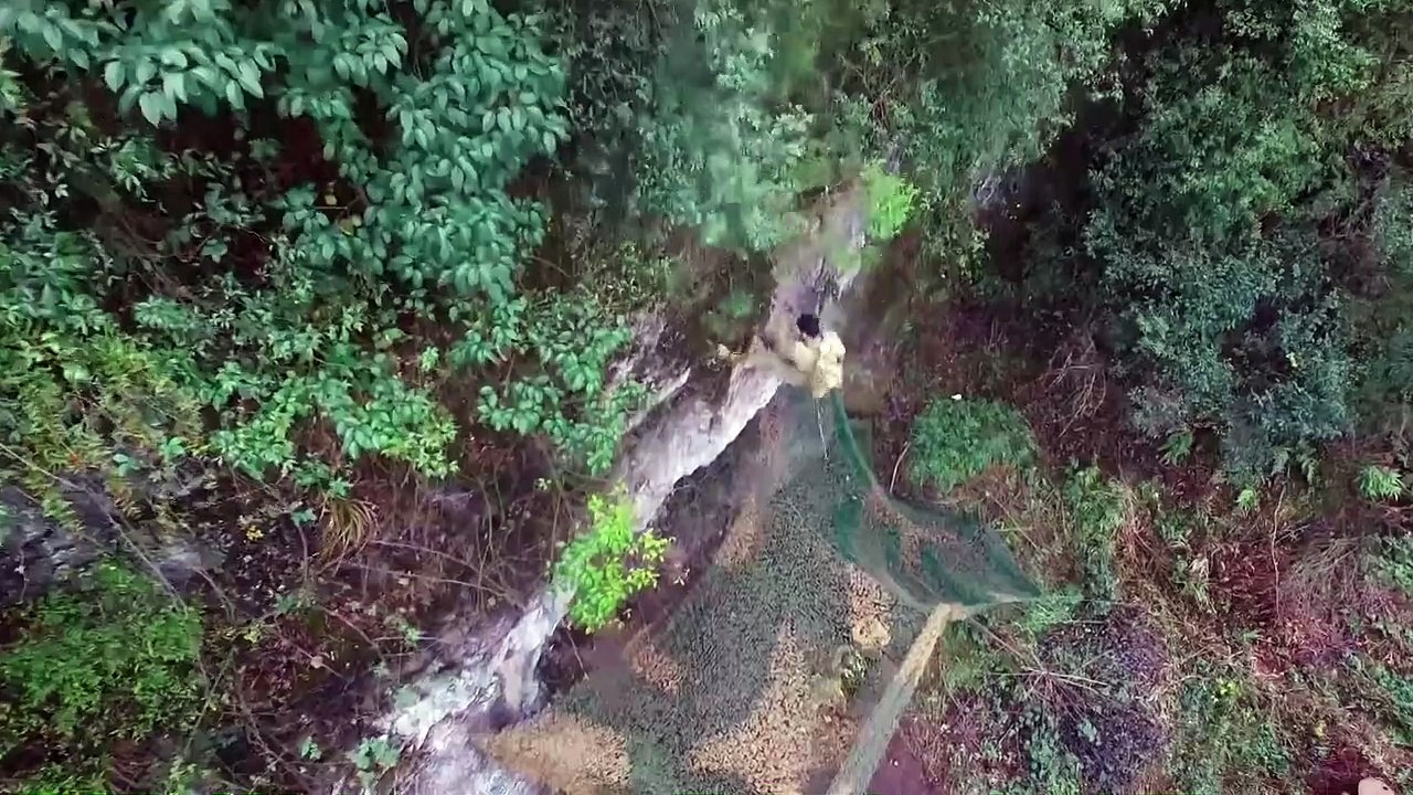 4名國軍特種兵摧毀日軍彈藥庫，他們遭受日軍暴風驟雨般的反擊！
