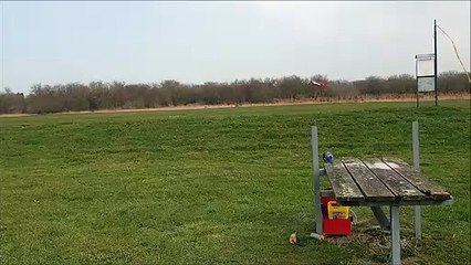 AUX COMMANDES MARC JACQUES ERIC