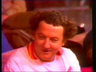 Coluche avec sa femme Véronique et Michel Drucker