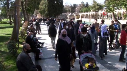 Kısıtlamanın Kalktığı Balıklıgöl’e Ziyaretçi Akını