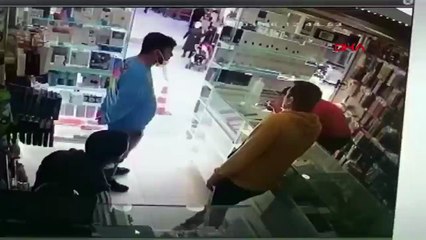 Telefonunuz böyle olursa dikkat! Yanmaktan son anda kurtuldu