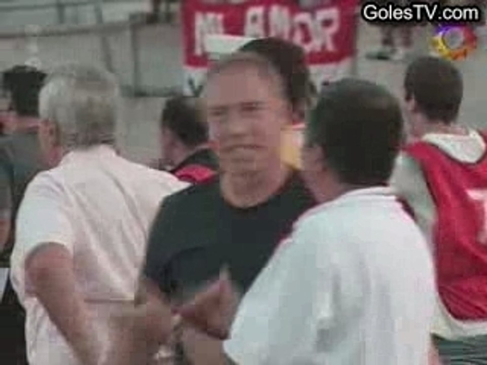 Estudiantes 5-2 Newells (3-1 Salgueiro)