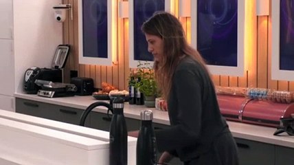 Julie overlegt met Michel over de huisregels - 6 maart 2021.