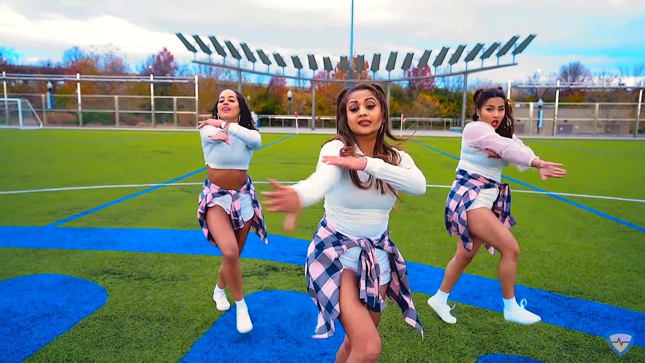 First Kiss  Yo Yo Honey Singh Ft. Ipsitaa  Deepa Iyengar Dance Choreography