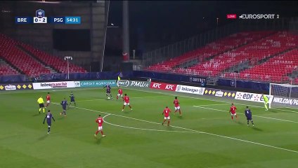 Petit pont de la semelle et extérieur surpuissant : le PSG a tutoyé un but sensationnel