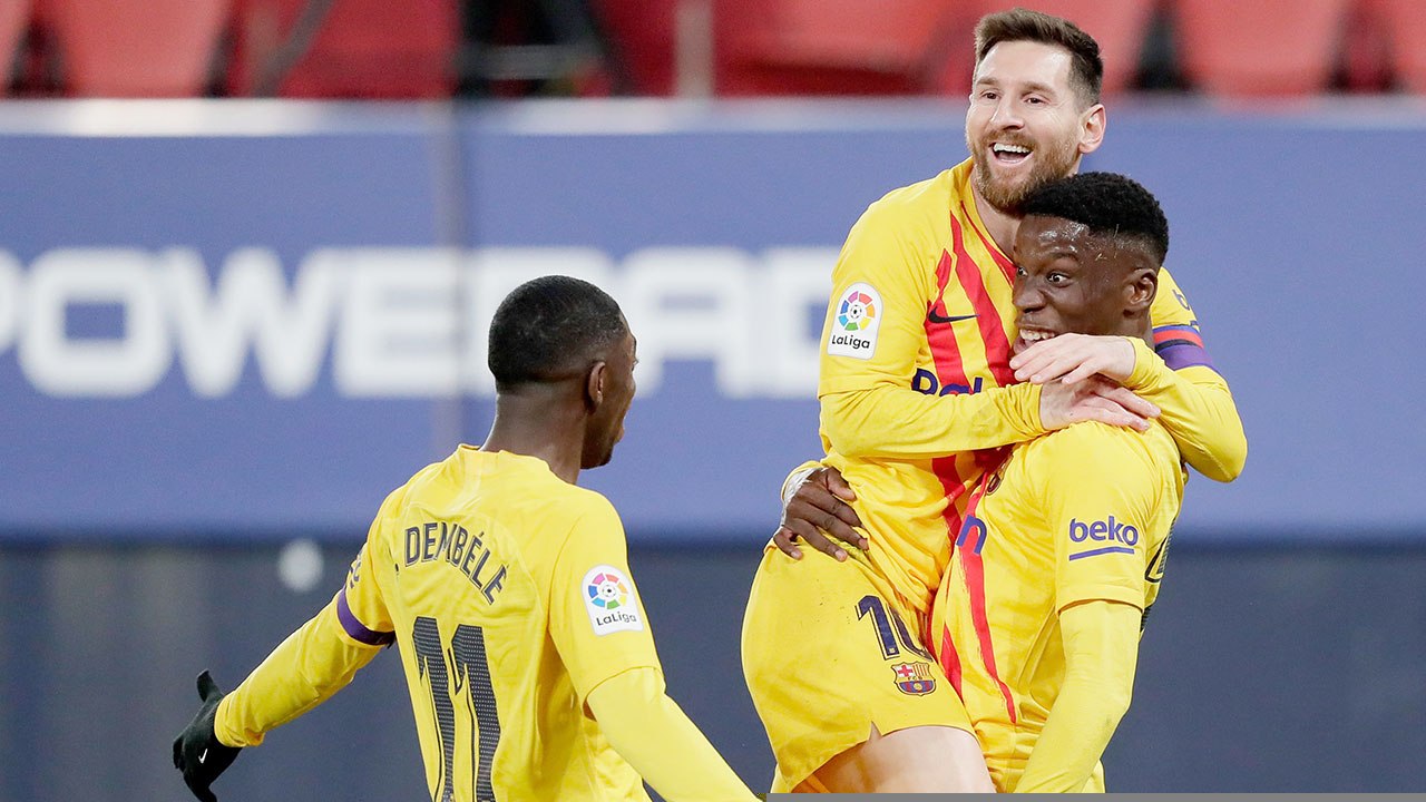 Osasuna v Barcelona