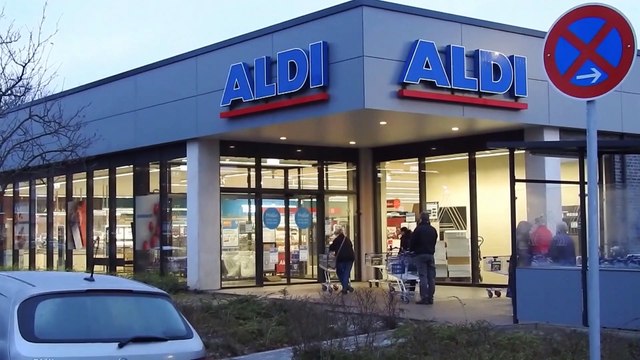 En Europe, des restrictions sanitaires qui passent de moins en moins bien