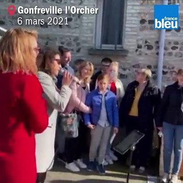 Concert surprise pour la fête des grands-mères à Gonfreville l'Orcher