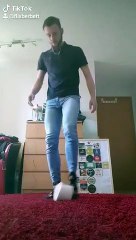 Et voici le gagnant du jeu jonglage  Felix   ap. Délibération.la remise se fera dès qu on pourra se retrouver au club house . Bravo félix