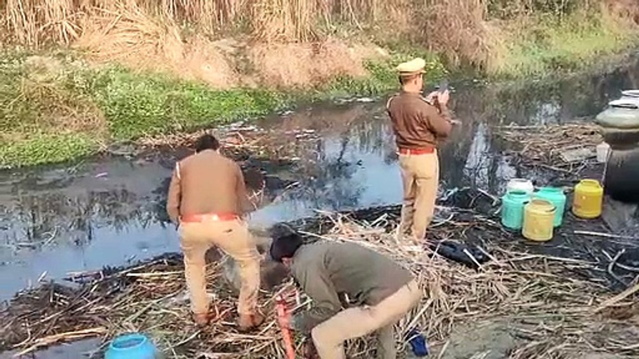 कच्ची शराब के खिलाफ चला अभियान,23 आरोपी गिरफ्ता...