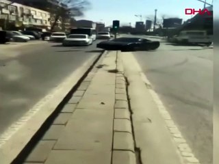 Maltepe’de inanılmaz kaza! Milyonluk Ferrari ile şovu kısa sürdü!