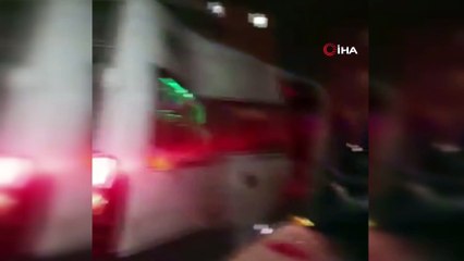 İtfaiye ile işçi servisi çarpıştı: 1 ölü, 11 yaralı