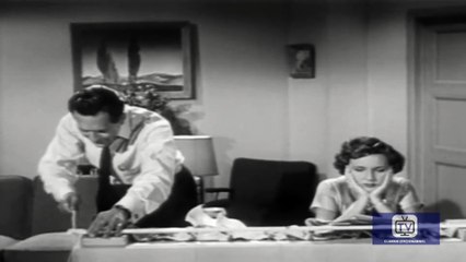 Life With Elizabeth | Season 1 | Episode 1 | Relaxing, Hanging Drapes, Bulldog Smith | Betty White