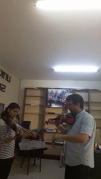 Bursa Özel Keman Dersi Keman Eğitmeni Ogün Koç 05325854677