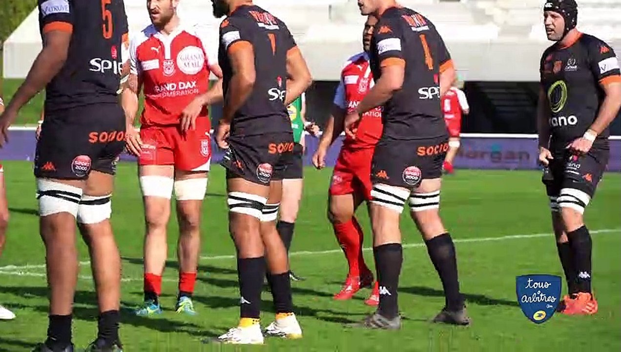Aurelie Groizeleau, arbitre internationale de rugby : "la féminisation avance dans le bon sens"
