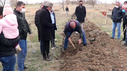 8 Mart Kadınlar Günü için Sandıklı’da fidan dikimi