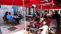 إسرائيل تعيد فتح المطاعم والحانات بعد تطعيم 40% من السكان
