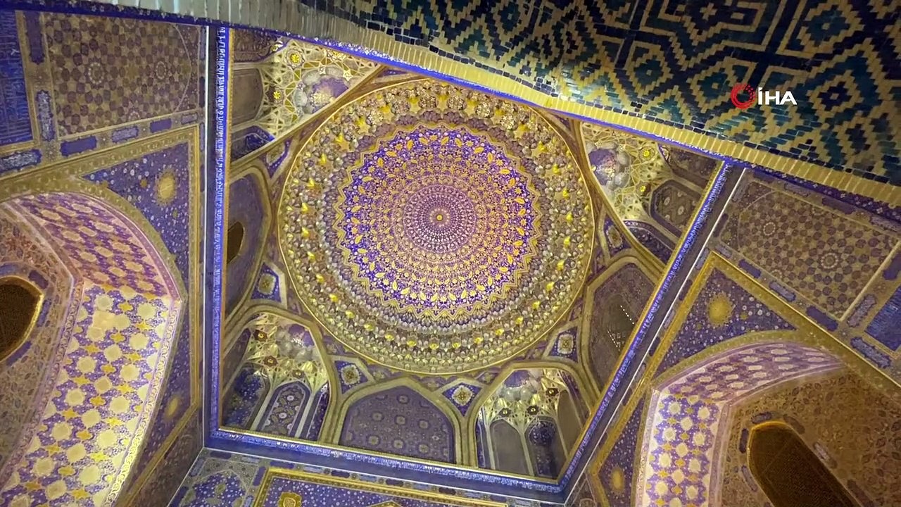 - Bakan Çavuşoğlu, Özbekistan'ın Buhara kentini ziyaret etti