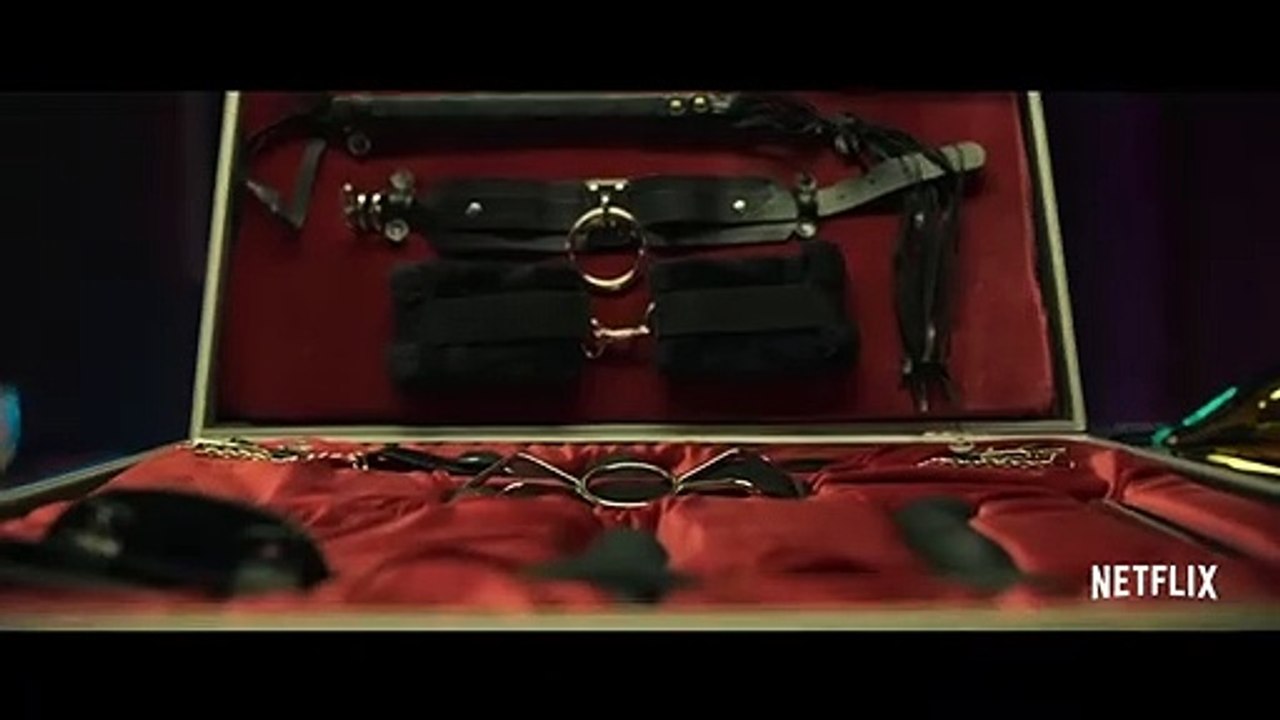 Tráiler de la serie "Sky rojo" con Verónica Sánchez, Lali Espósito, Yany Prado, Miguel Ángel Silvestre, Asier Etxeandia y Enric Auquer