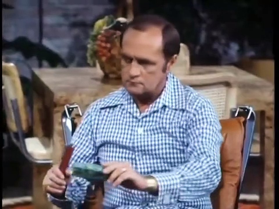 The Bob Newhart Show S06E05   Carlin's New Suit