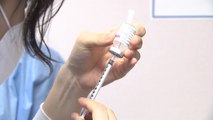 [뉴스라이브] 사흘 만에 신규 확진 300명대...'속도 붙는' 백신 접종 / YTN