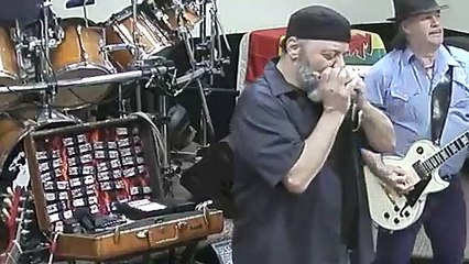 The Chronic Blues Band performs Little Sister