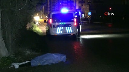 Adana’da yol kenarında ceset bulundu