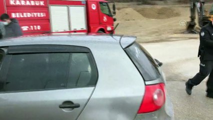 KARABÜK - Seyir halindeyken alev alan otomobil kullanılamaz hale geldi