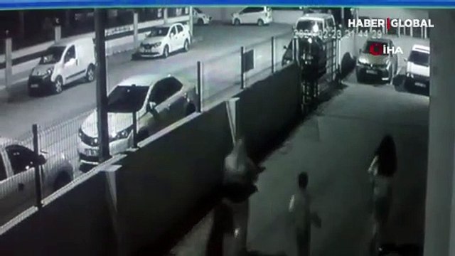 Adana'da dehşete düşüren olay: Fuhuş yapmak istemeyince saçını kesip bıçakladılar