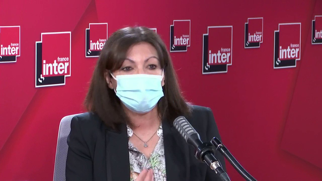 "J'ai choisi d'être française, c'est quelque chose que j'ai envie aussi de partager" (Anne Hidalgo)