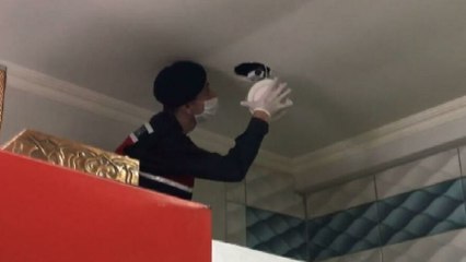 Marketteki alçıpandan uyuşturucu çıktı