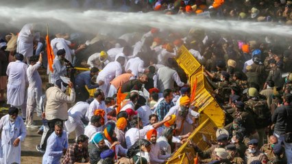 Punjab: Akali protest against govt, clashes with police