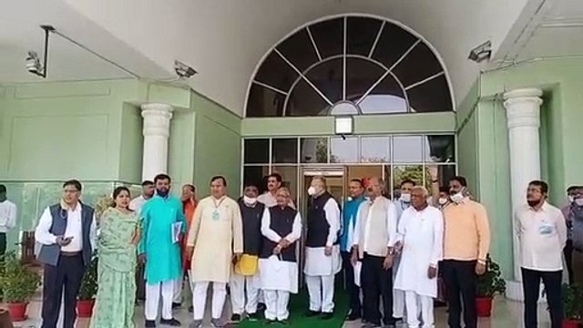 परिवार के 5 लोगों के संदिग्ध मौत मामले में बीजेपी ने कानून व्यवस्था पर उठाए सवाल