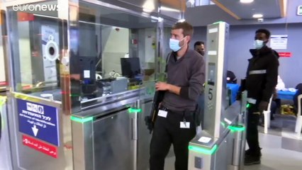 إسرائيل تبدأ تطعيم العمال الفلسطينيين حملة التصاريح ضد كورونا