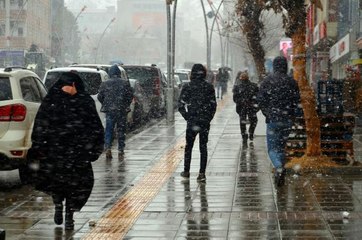 Muş'ta kar yağışı ve fırtına