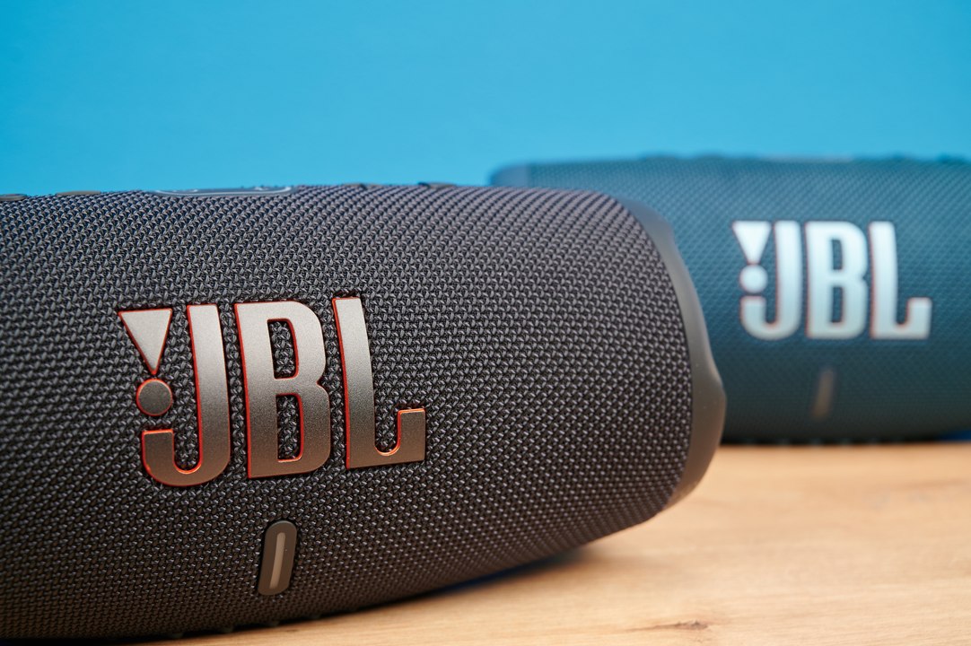 Jbl showcase