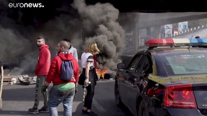 Crise économique au Liban : des routes bloquées pour manifester la colère