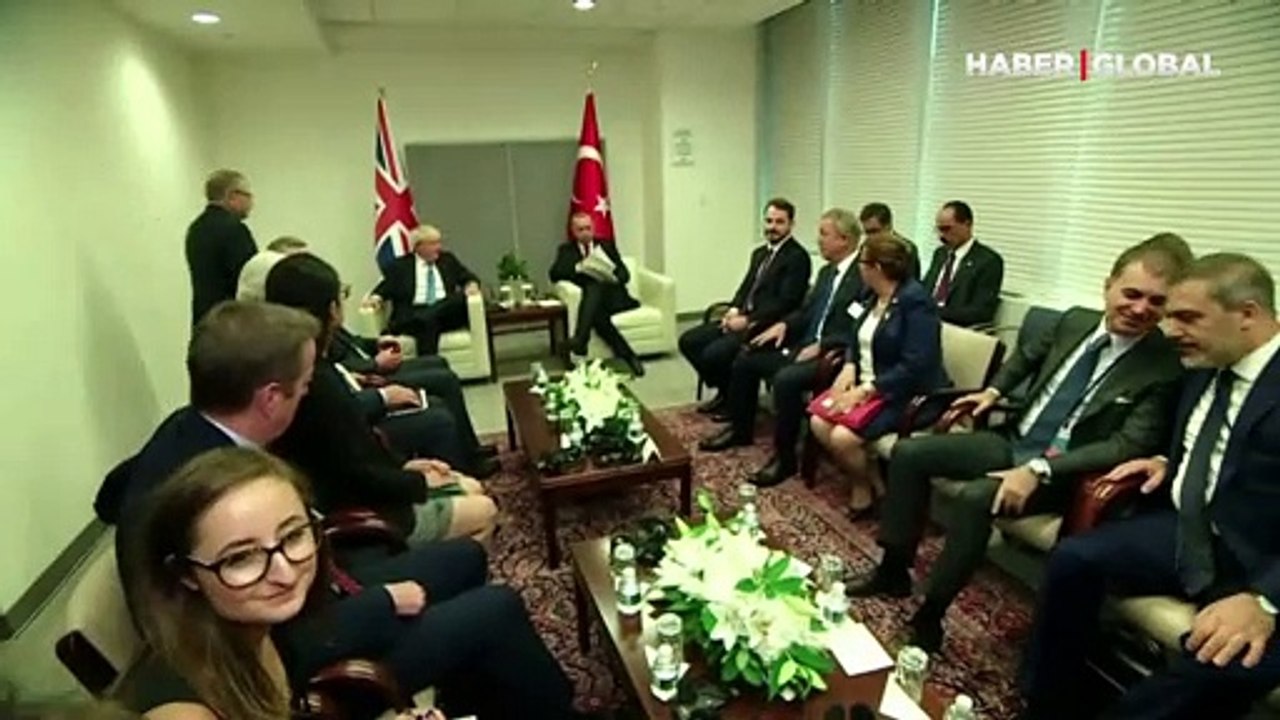Cumhurbaşkanı Erdoğan, İngiltere Başbakanı Boris Johnson ile görüştü