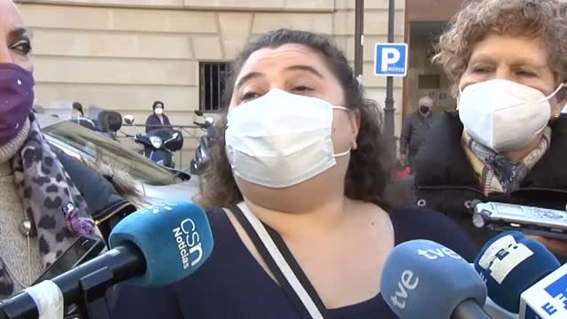 La mayoría de maltratadores de sus parejas siguen justificándose en los celos