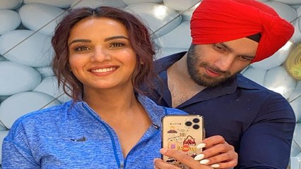 Jasmin Bhasin ने पंजाब में शूट के दौरान Shehzad Deol संग की खूब मस्ती |FilmiBeat